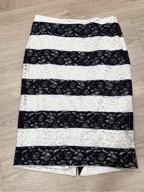 The limited Black and White Lace Striped Pencil Skirt 2